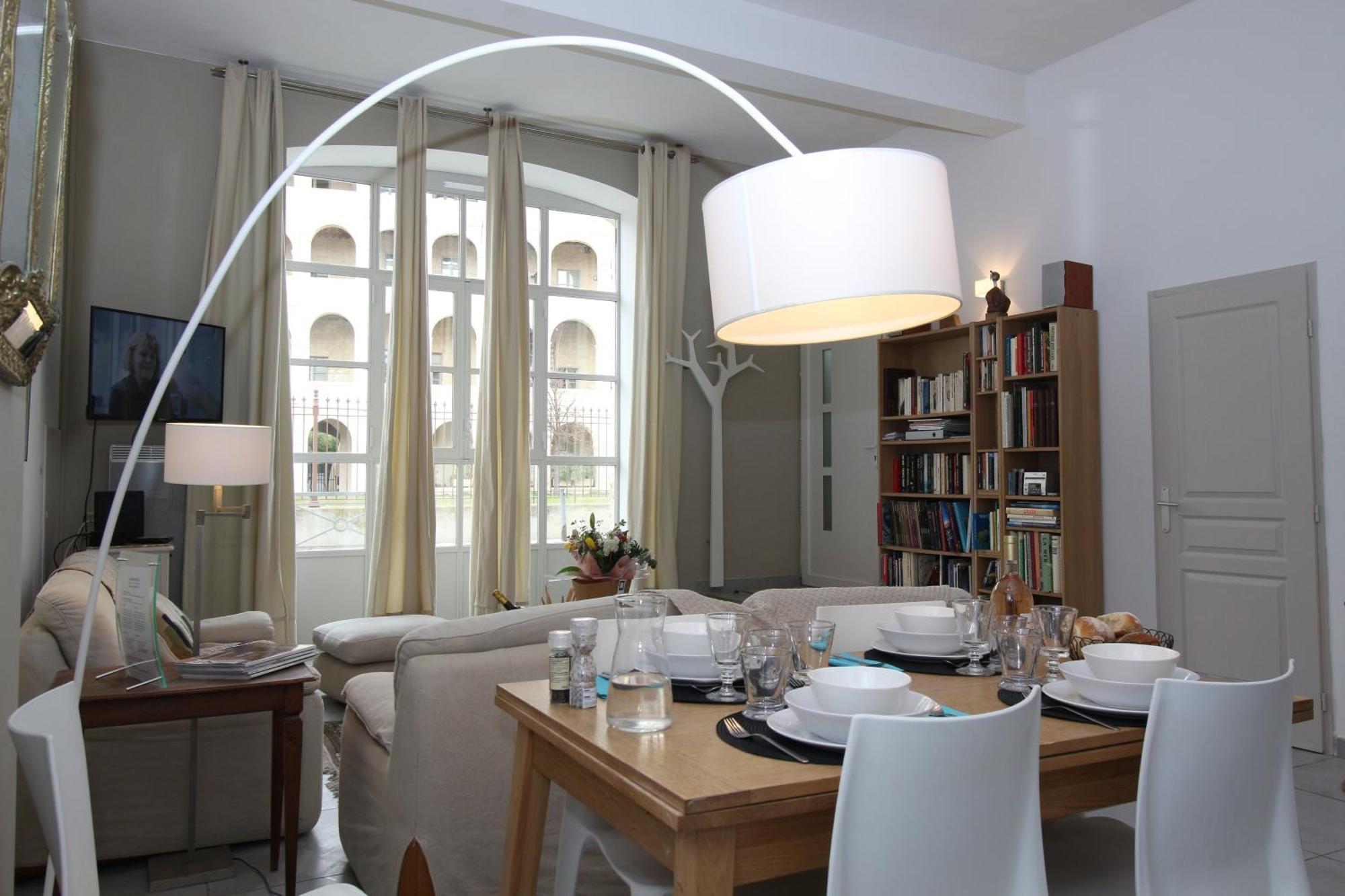 T3 Appartement Hypercentre Proche Commerce- Parking - 2 Chambres Wifi Gratuit Avignon Kültér fotó