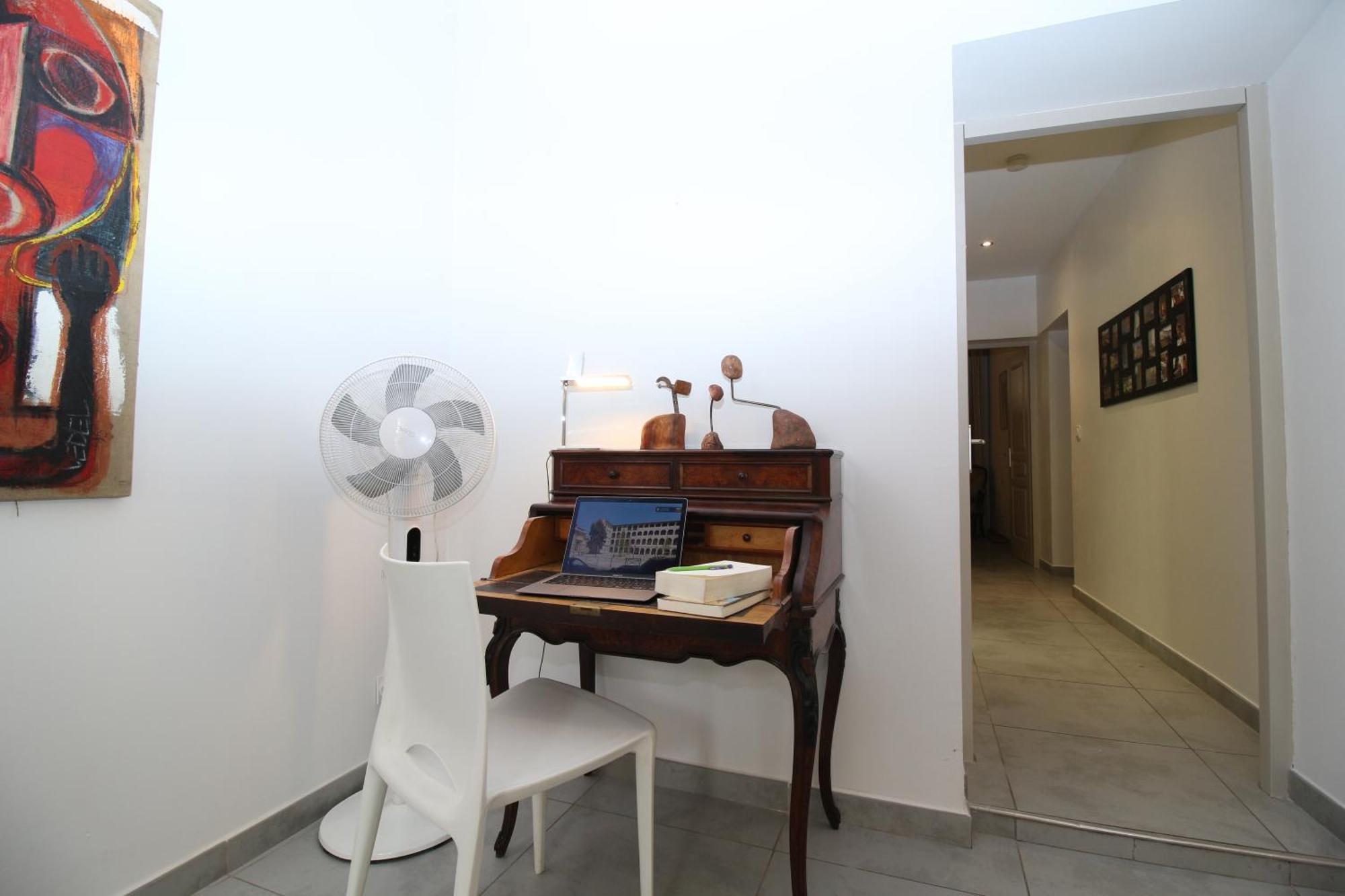 T3 Appartement Hypercentre Proche Commerce- Parking - 2 Chambres Wifi Gratuit Avignon Kültér fotó